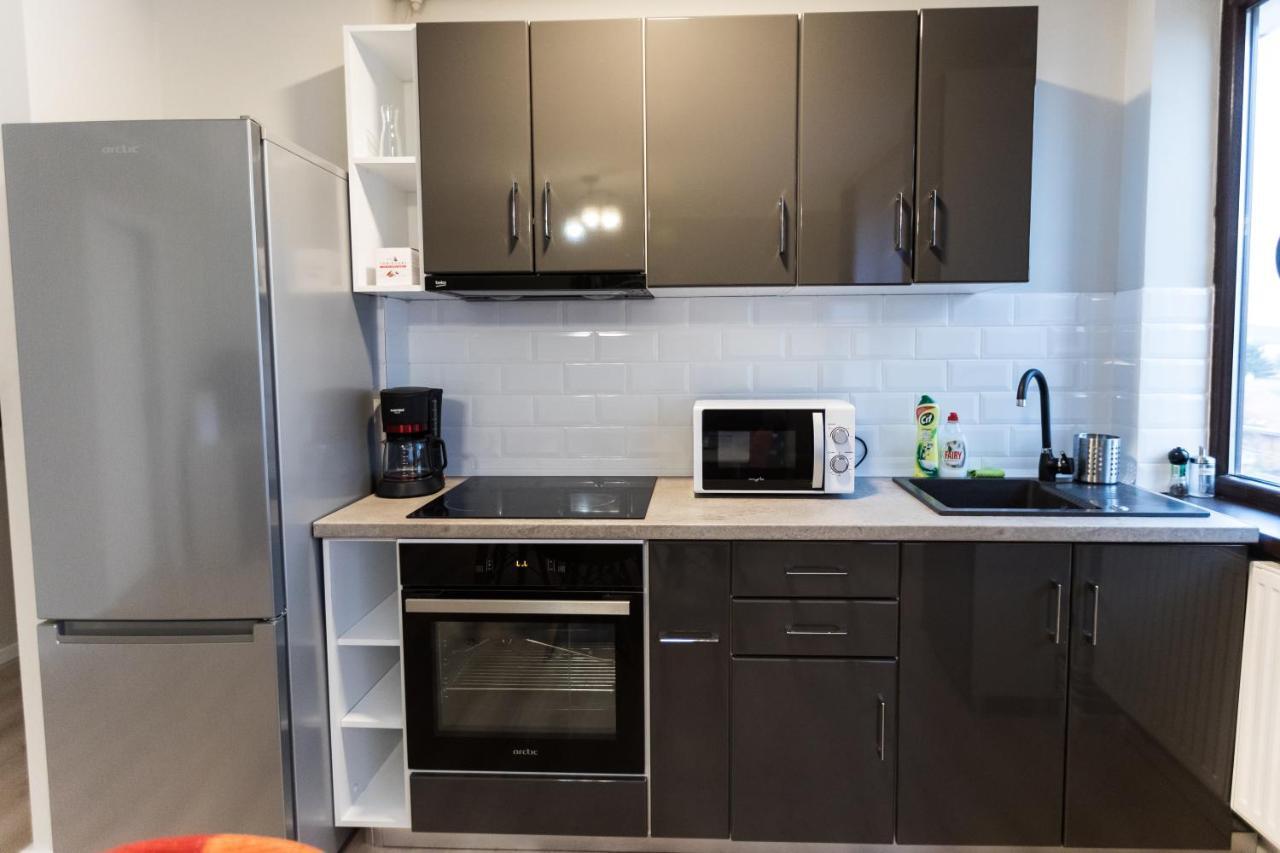Travel Homzzz Central Apartments - Tusnad Targu Mures Luaran gambar